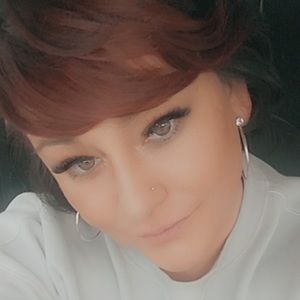 Meet your Posher, Whitney